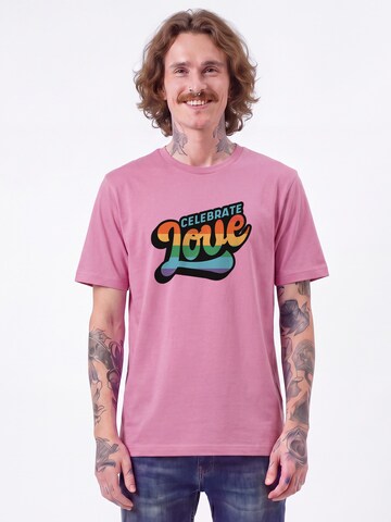 T-Shirt 'Celebrate Love' Watapparel en rose : devant