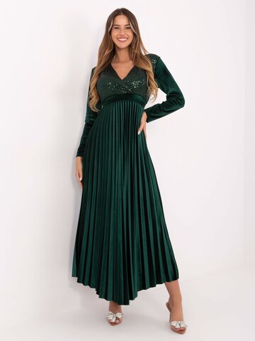 Madnezz House Dress in Green: front