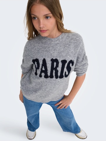 Pullover 'KOGJERICO' di ONLY GIRLS in grigio