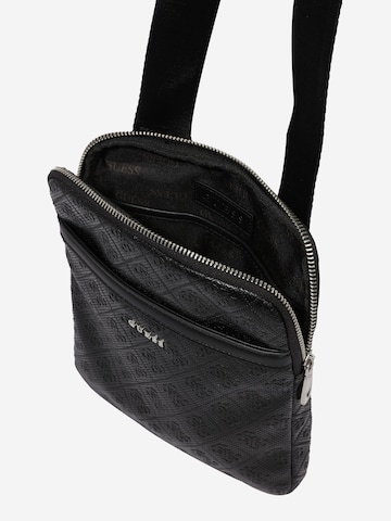 GUESS Чанта за през рамо тип преметка 'Escape' в черно