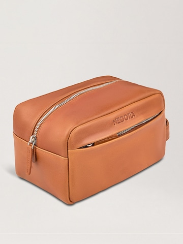 NEGOTIA Leather Toilettas 'Mori' in Bruin