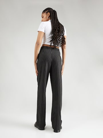 ABOUT YOU Regular Broek 'Jasmina' in Zwart