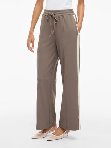 VILA Baggy Broek 'Clua' in Grijs: voorkant