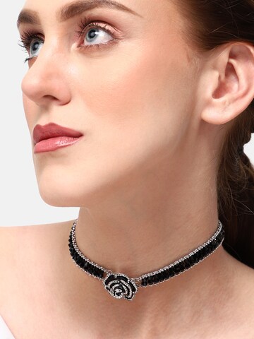 SOHI Halsband 'Nolana' i svart: framsida