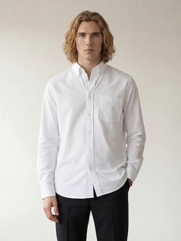 ARMIE Regular fit Overhemd 'The Johannes Oxford Shirt - White' in Wit: voorkant