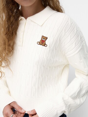 Pull-over Bershka en beige