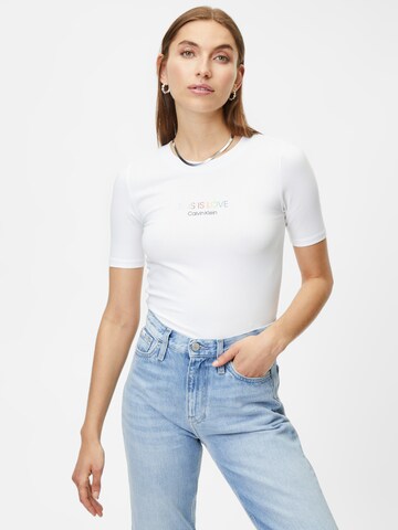 Calvin Klein - Camiseta en blanco: frente