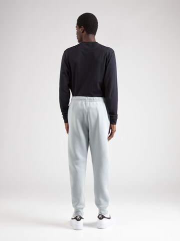 Nike Sportswear Tapered Hose in Blau