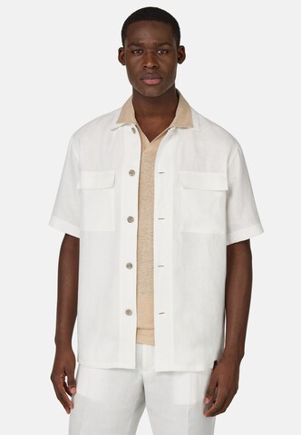 Coupe regular Chemise Boggi Milano en blanc : devant