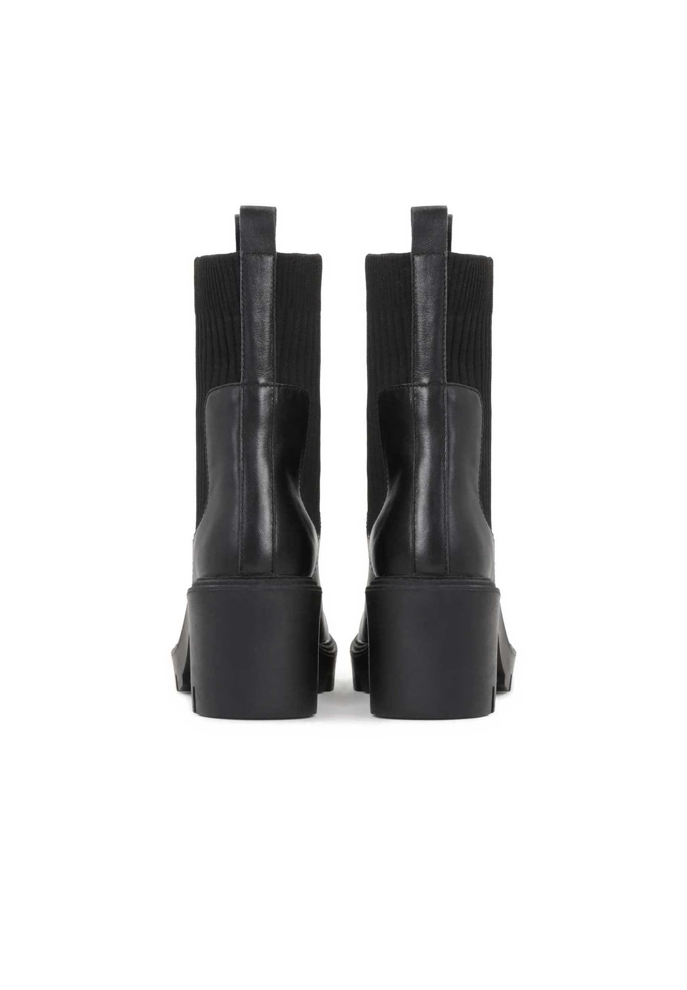 Kazar Chelsea Boots in Black