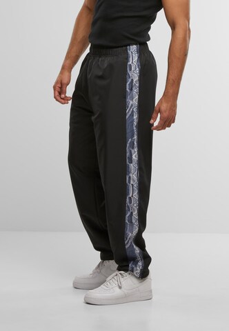 Loosefit Pantaloni di Carlo Colucci in nero