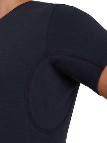 FALKE Undershirt in Blue