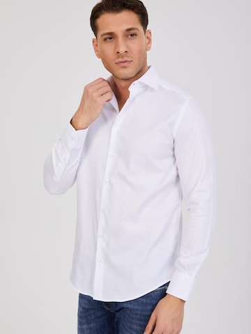 7Camicie - Ajuste estrecho Camisa de negocios 'Firenze Satin Man Shirt Black' en blanco