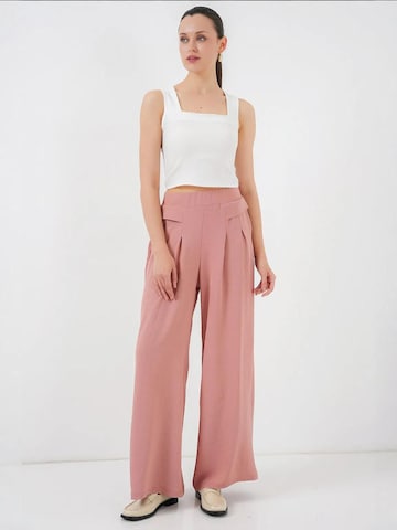 Wide leg Pantaloni con pieghe di Bigdart in rosa