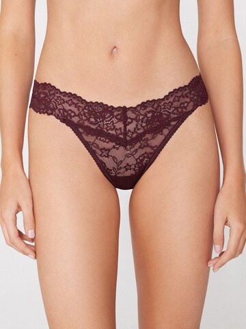 Tezenis String in Rot: Vorderseite