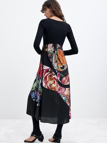 Desigual Платье в Черный