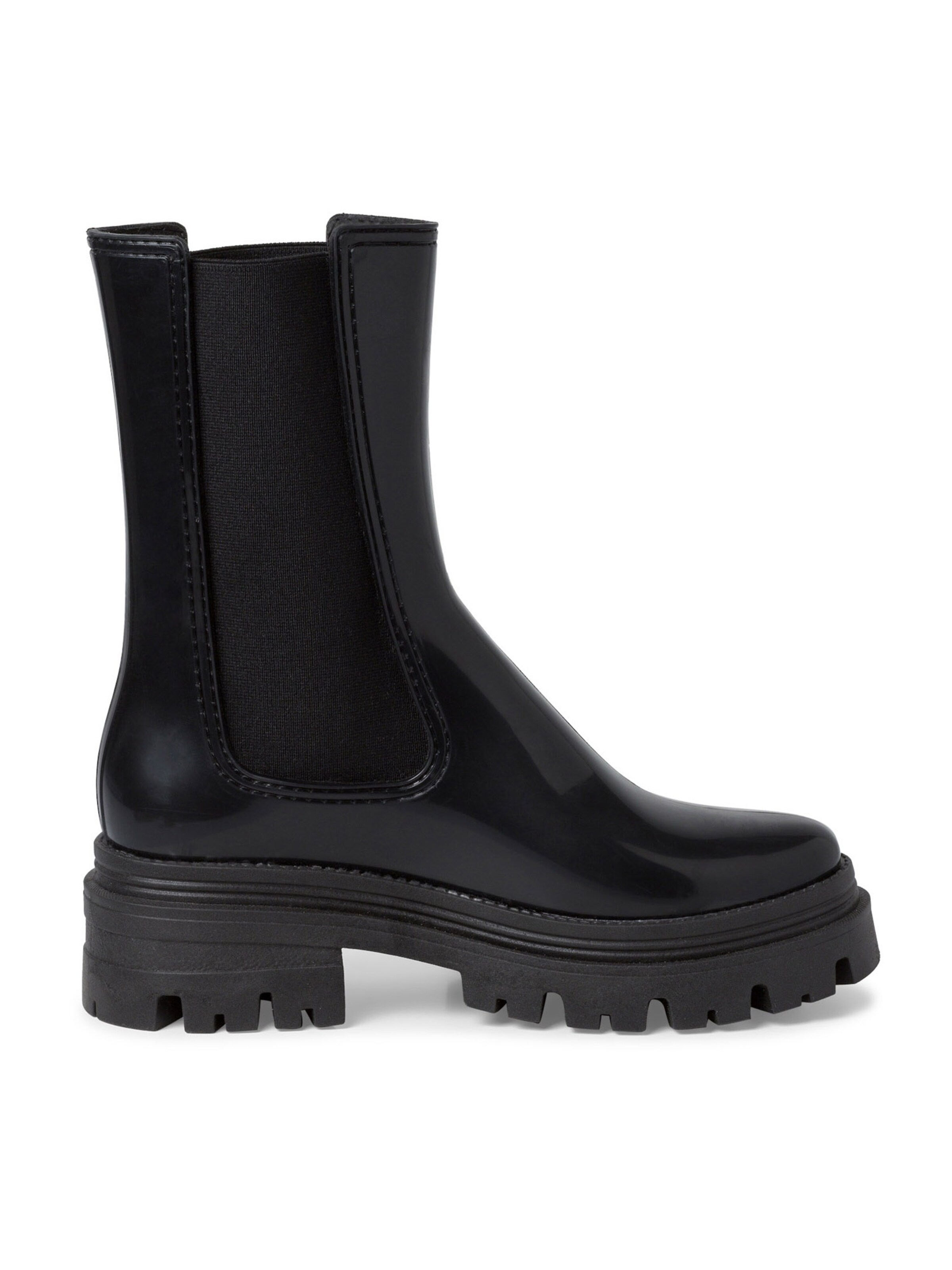 Tamaris Chelsea boots in Black