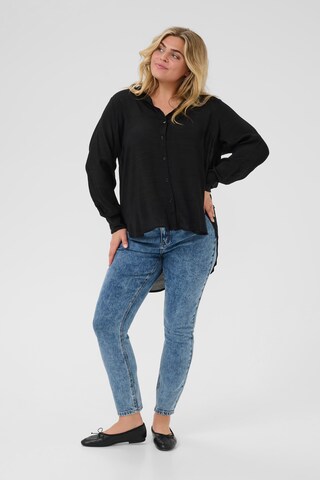 KAFFE CURVE Blouse 'Alia' in Zwart