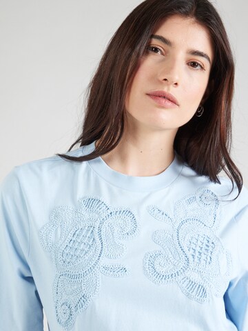 Maglietta 'YASLEMMA' di YAS in blu