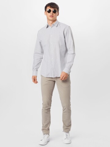 Coupe regular Chemise SELECTED HOMME en gris