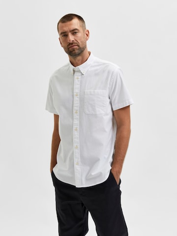 SELECTED HOMME Regular fit Skjorta 'Rick' i vit: framsida