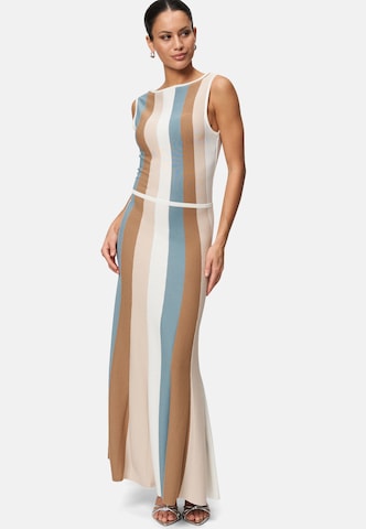 Robe zero en beige