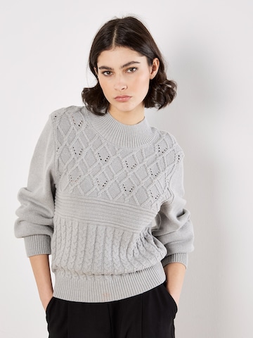 Pull-over ' ' Apricot en gris : devant