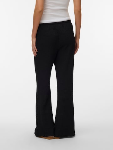 melns VERO MODA Platas staras Bikses 'VMANITA'