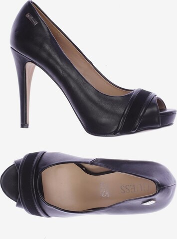 GUESS High Heels & Pumps in 39 in Black: front