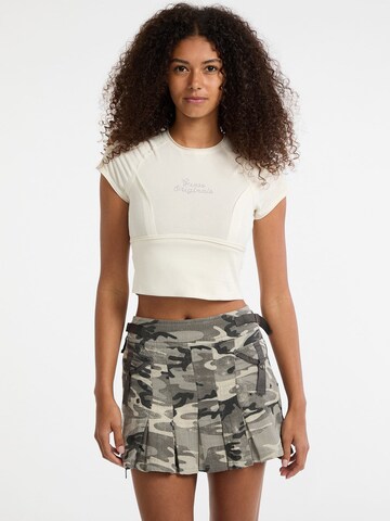 GUESS Shirt in Beige: front