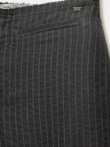 Wide leg Pantaloni di Pull&Bear in grigio