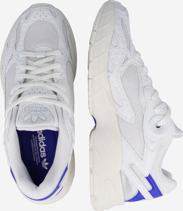 Sneaker bassa 'Astir' di ADIDAS ORIGINALS in bianco