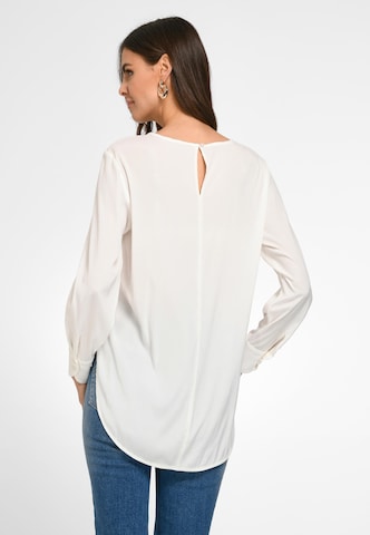 tRUE STANDARD Blouse in Beige