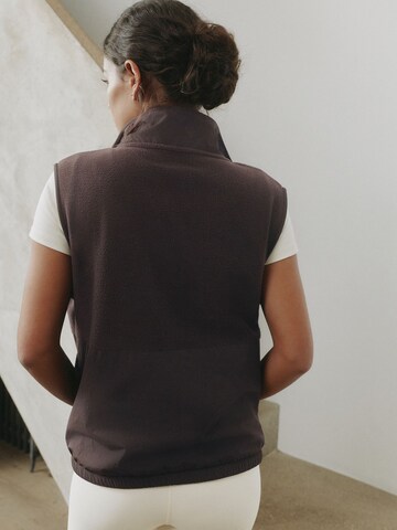 self. Bodywarmer in Bruin