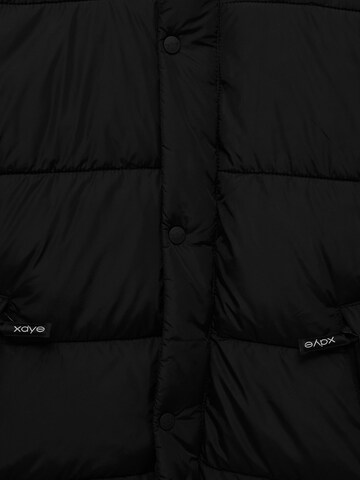 Pull&Bear Winter jacket in Black