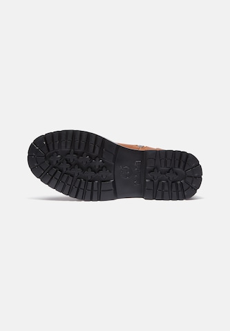 Botine de la TIMBERLAND pe maro