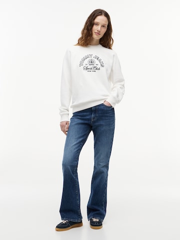 Tommy Jeans - Sudadera 'HERITAGE' en blanco