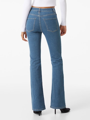 Bershka Flared Jeans in Blue