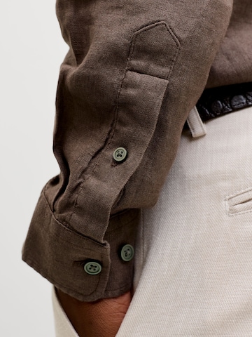 Regular fit Camicia di JACK & JONES in marrone