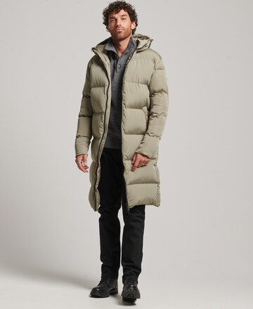 Superdry Winter Coat in Green: front