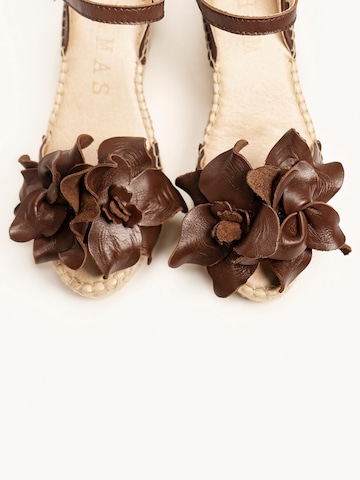 Alhamas - Sandalias con hebilla 'Alpargata Cuña 8 cm' en marrón