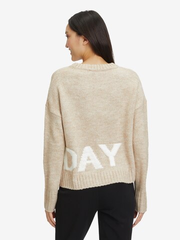 Betty & Co Sweater in Beige