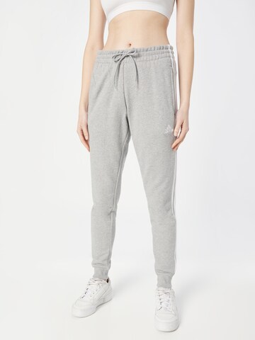 pilka ADIDAS SPORTSWEAR Siaurėjantis Sportinės kelnės 'Essentials': priekis