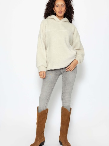 SASSYCLASSY Oversized sweater in White