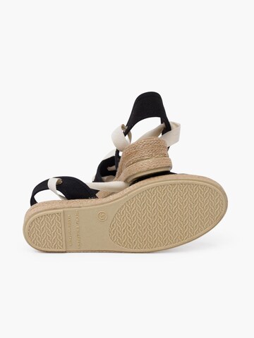 Pisamonas - Sandalias en negro