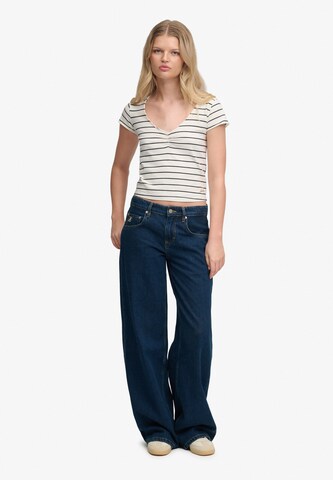 Jean Superdry & Co en bleu : devant