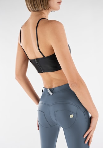 Freddy Skinny Pants in Blue