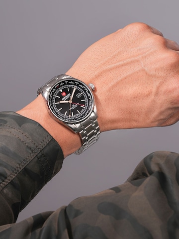 SWISS MILITARY HANOWA Analoog horloge 'Afterburn Gmt' in Zilver