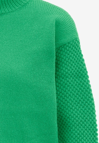 MYMO Neulepaita värissä vihreä