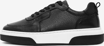 Derimod Sneaker in Schwarz: Vorderseite